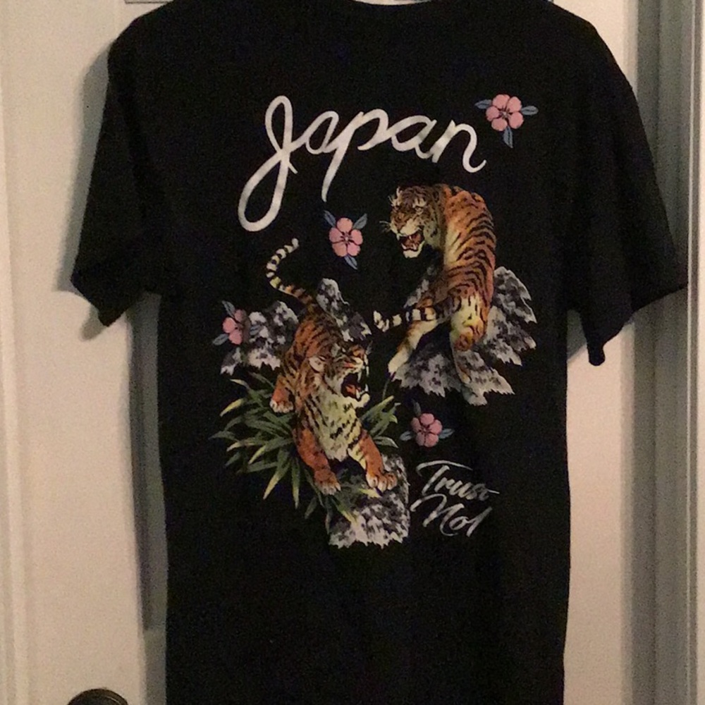 Tiger shirt